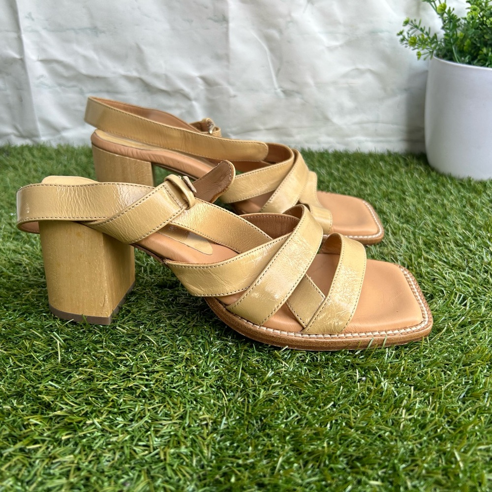 PALOMA BARCELO
Women's beige leather sandals with square toe size 36 US 6 - Picture 11 of 17